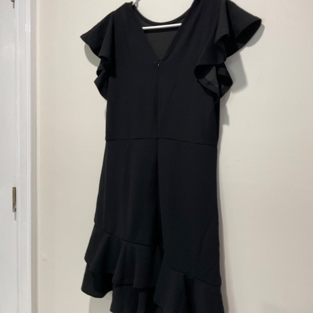 Asymmetrical Ruffle Dress - Picture 3 of 4